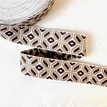    Geometric_Jacquard_Ribbon