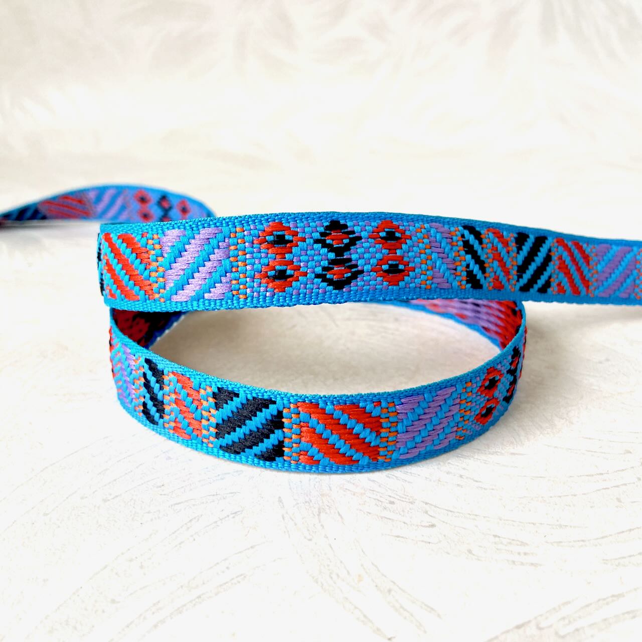 Geometric_Jacquard_Ribbon