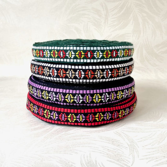     Geometric_Oval_Jacquard_Ribbon