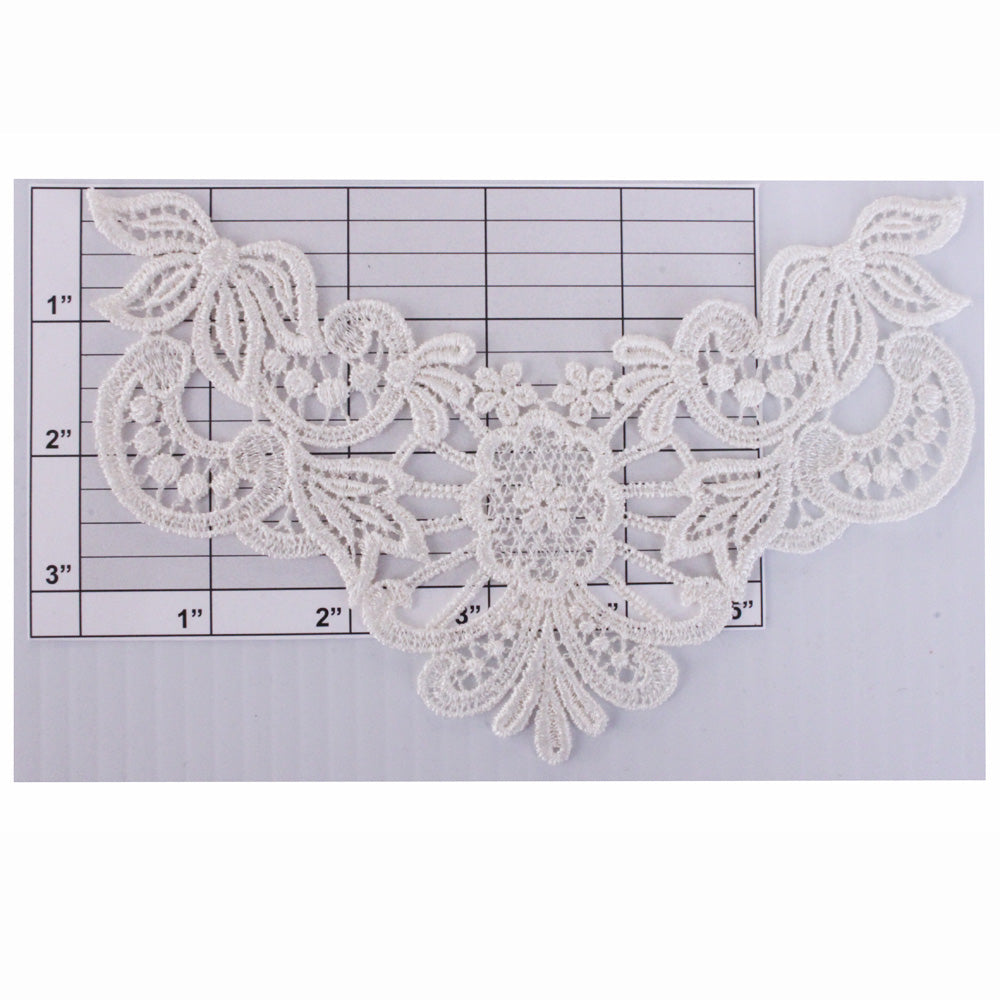 venice-lace-center-floral-motif