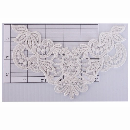 venice-lace-center-floral-motif