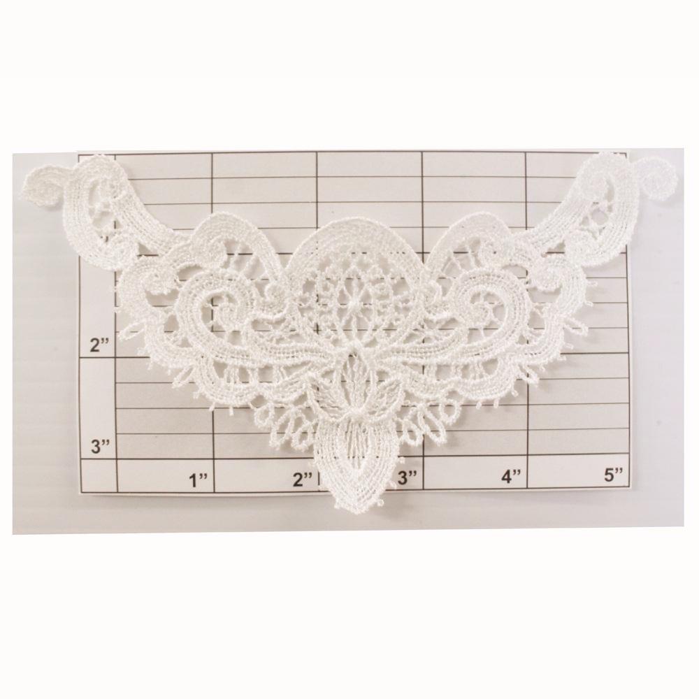 center-venice-lace-motif-1