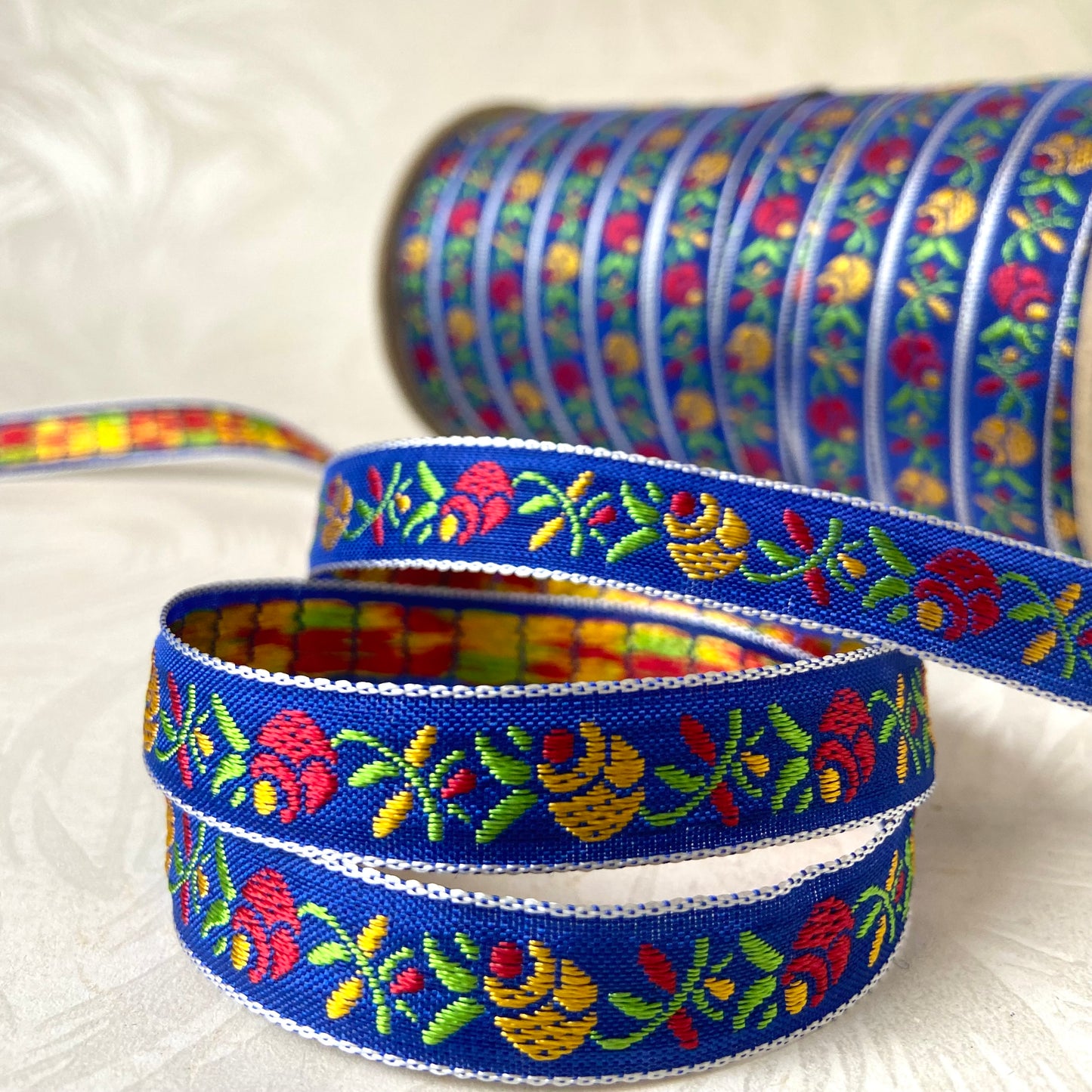 Narrow Rolled Rosebud Jacquard 1/2" - 6 Colorways