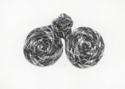 1.5" Coil Plaid Frog Knot