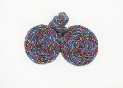 1.5" Coil Plaid Frog Knot