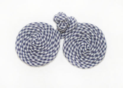 1.5" Coil Plaid Frog Knot