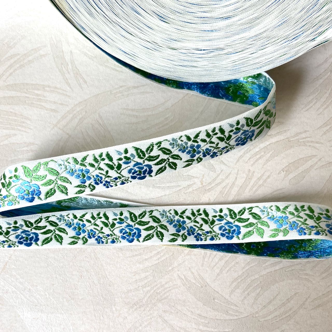 Floral_Jacquard_Ribbon