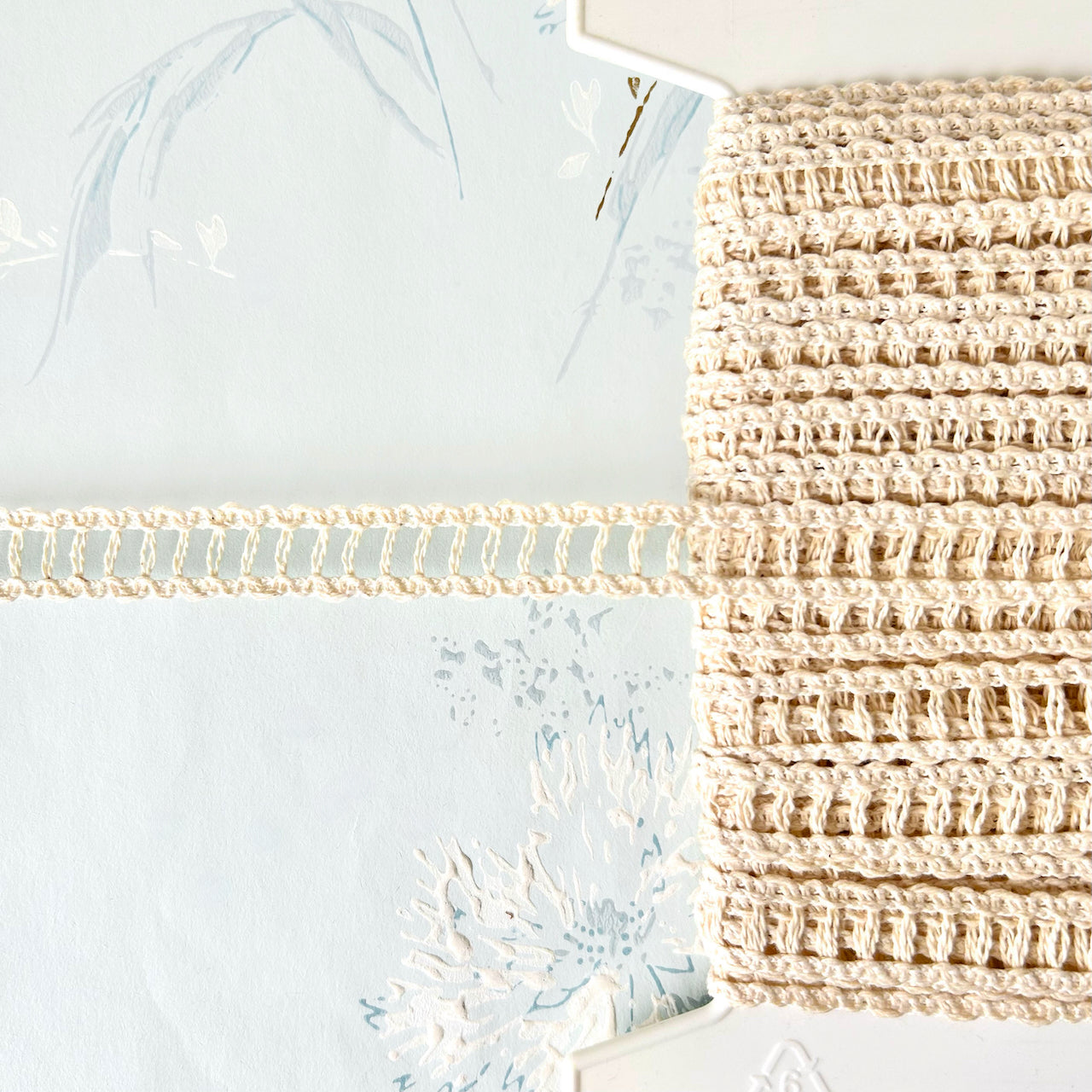    Ladder_Cluny_Lace