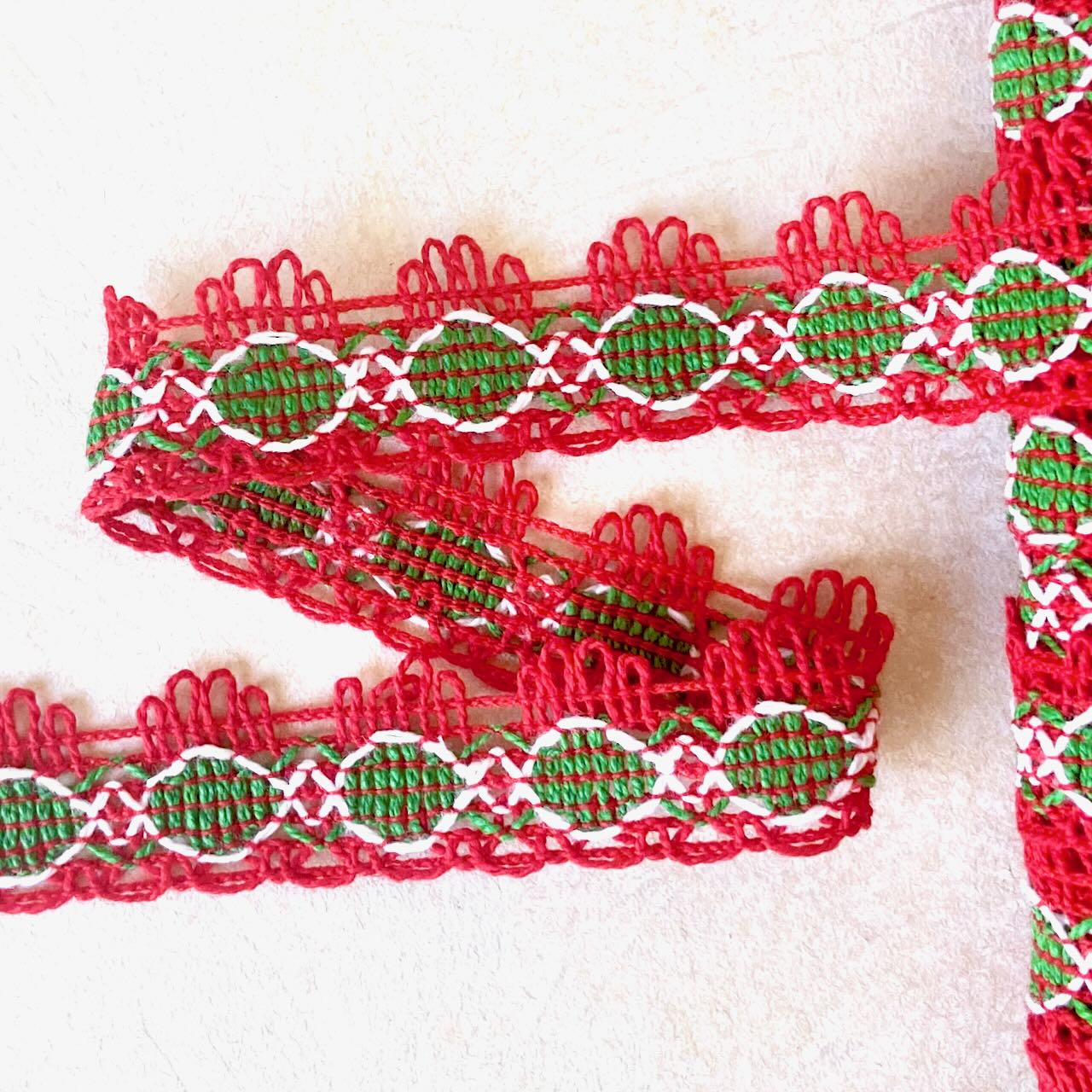    Loop_Cotton_Cluny_Lace