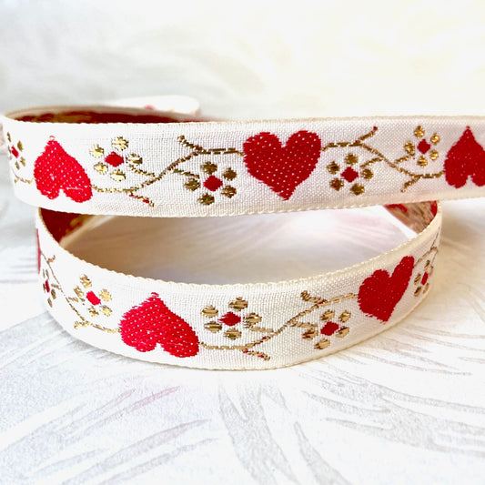 Metallic_Floral_Heart_Jacquard_Ribbon