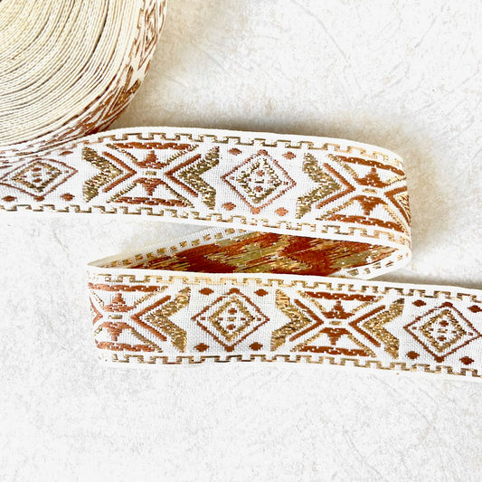    Metallic_Geometric_Jacquard_Ribbon