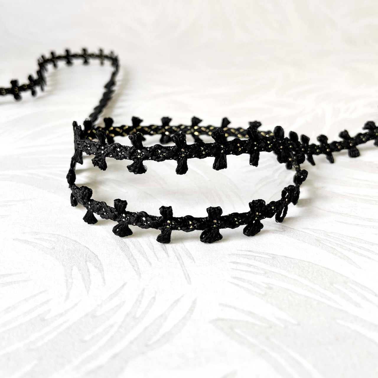 Metallic_Loop_Braid