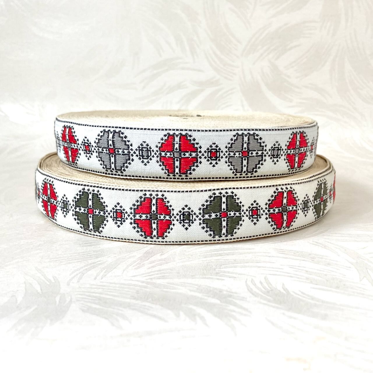     Octagon_Diamond_Jacquard_Ribbon