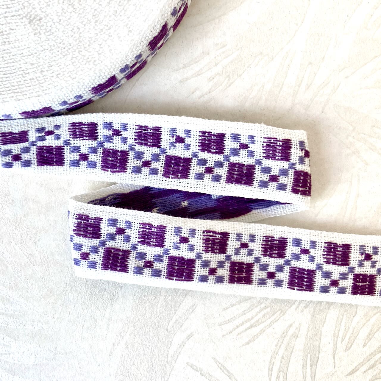    Purple_Geometric_Jacquard_Ribbon