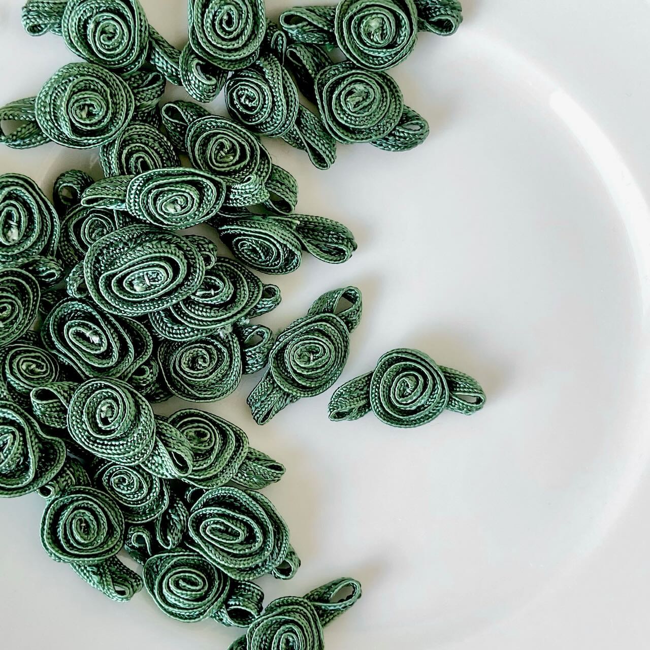     Rayon_Rolled_Rose