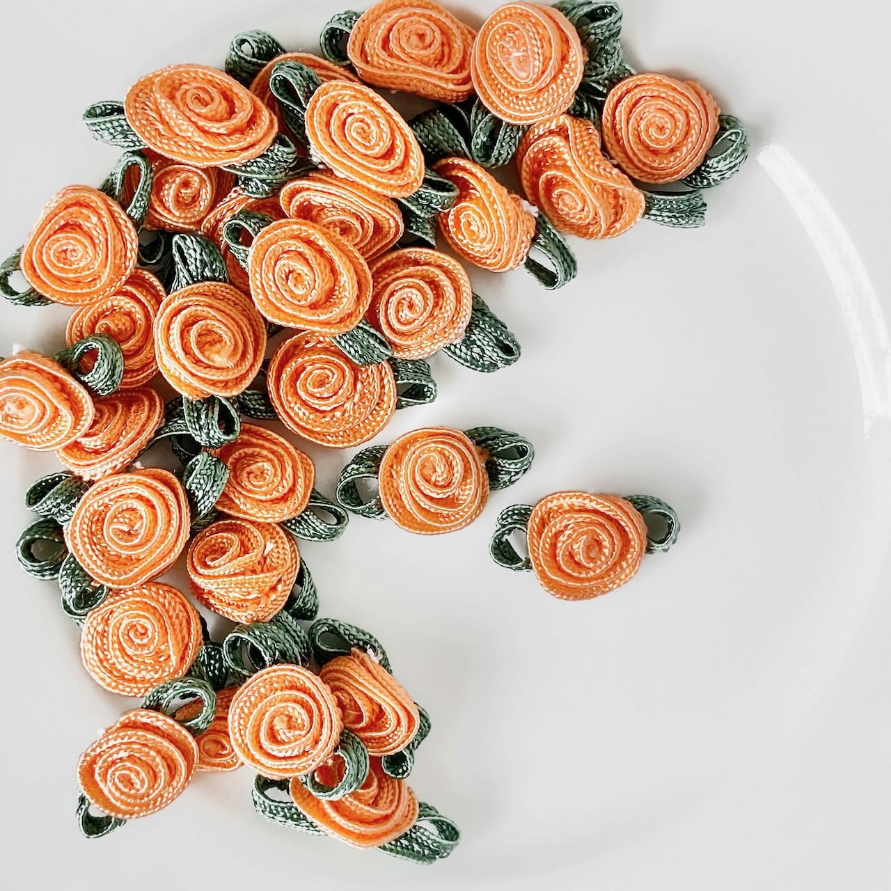     Rayon_Rolled_Rose