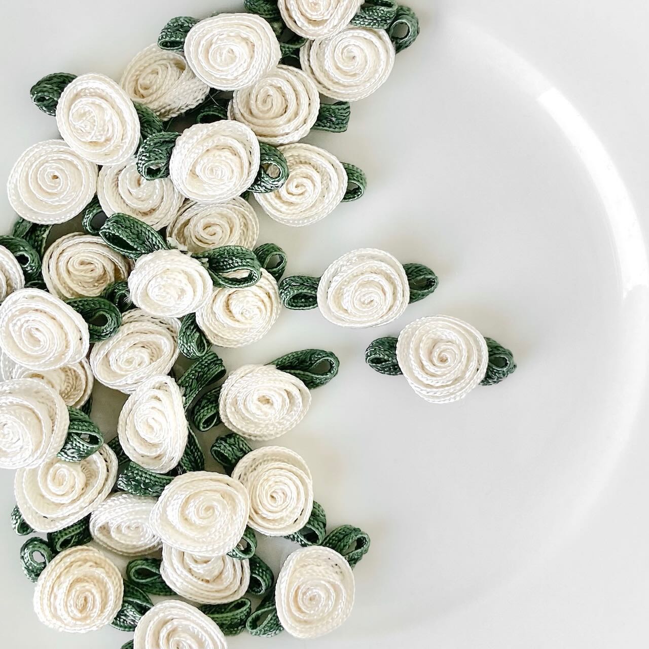     Rayon_Rolled_Rose