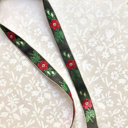 Red_Floral_Jacquard