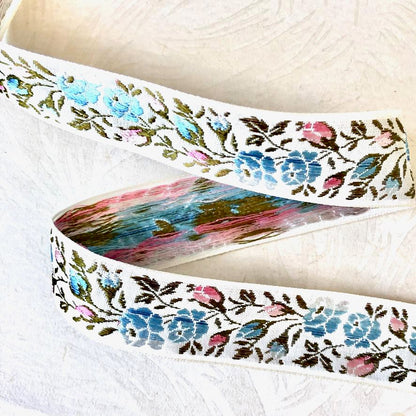     Rosebud_Jacquard_Ribbon_Blue