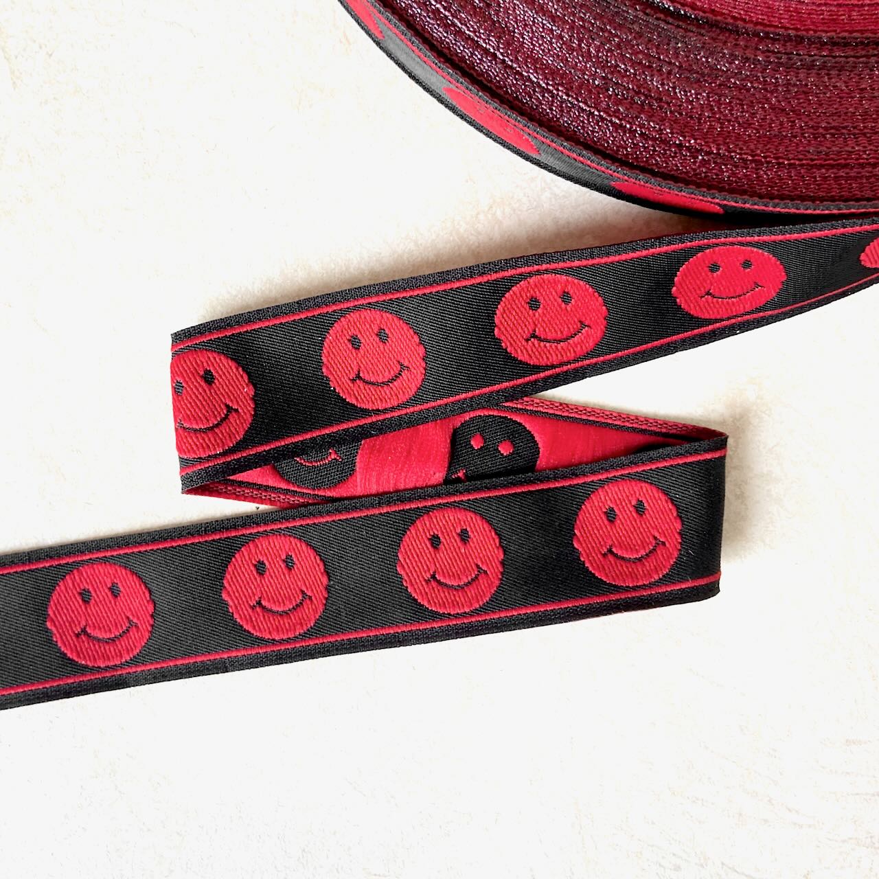     Smiley_Face_Jacquard_Ribbon