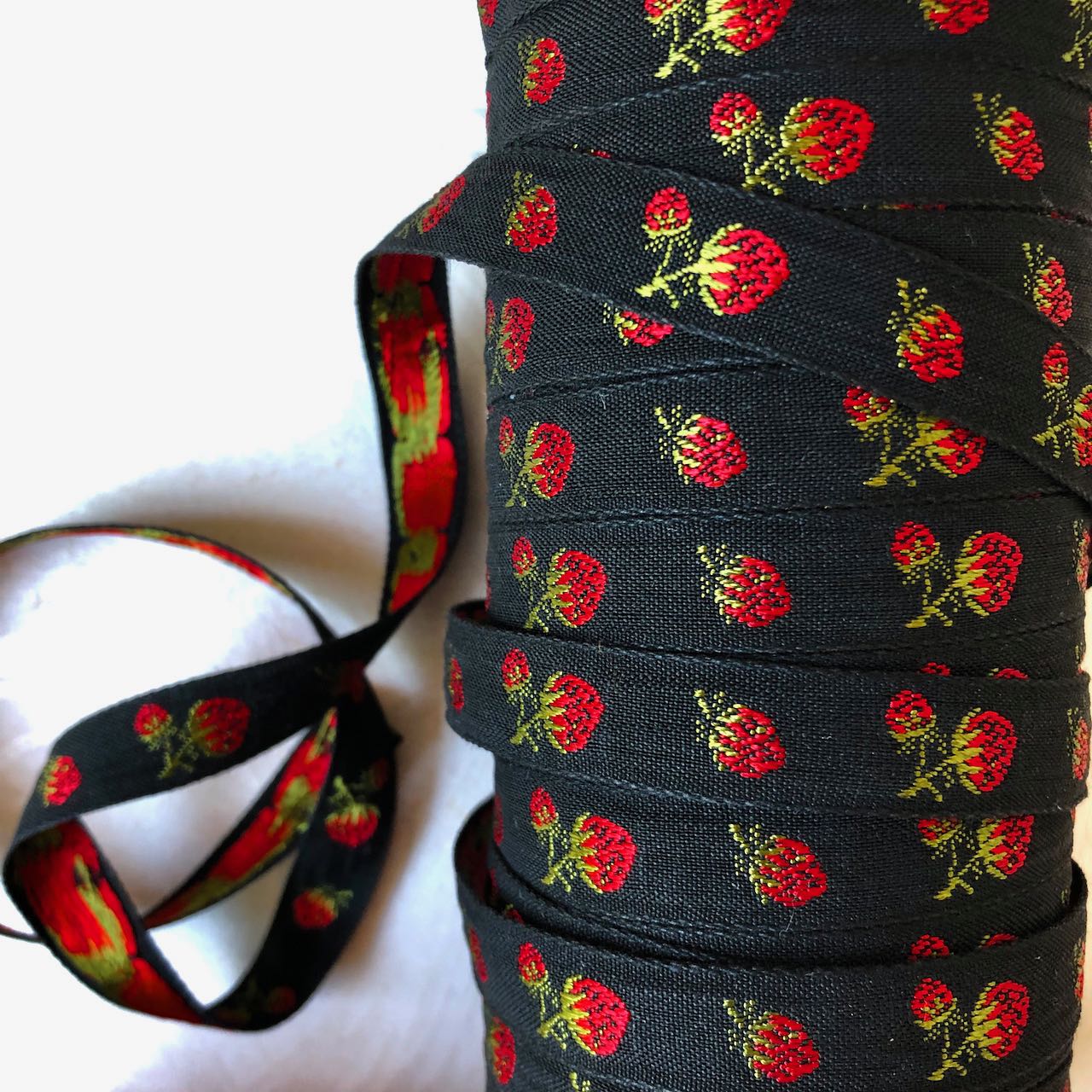 Strawberry_Narrow_Jacquard_Ribbon_Red