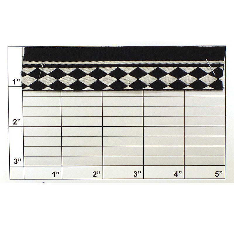 Flat Piping with Diamonds Design ¾" Black/White