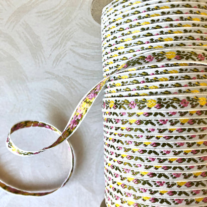 Floral Vine Jacquard 3/8" - 16 Colorways